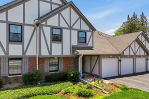 472 Elizabeth Dr, Wood Dale, IL 60191 - Photo 1