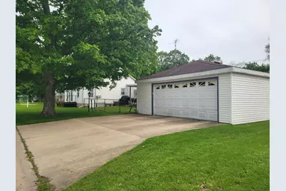 1205 S 7th Avenue, Kankakee, IL 60901 - Photo 25