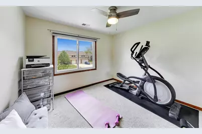 1068 Hidden Lake Drive #1068, Buffalo Grove, IL 60089 - Photo 21