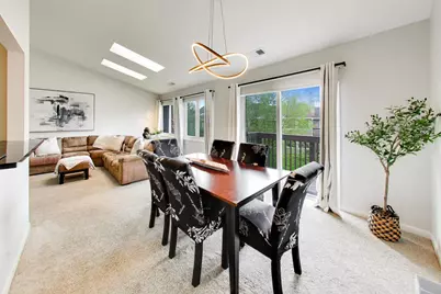 1068 Hidden Lake Drive #1068, Buffalo Grove, IL 60089 - Photo 11