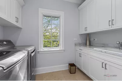 231 Woodlawn Avenue, Winnetka, IL 60093 - Photo 23