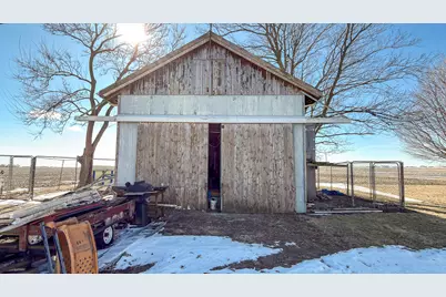 2301 County Road 3300 N, Gifford, IL 61847 - Photo 17