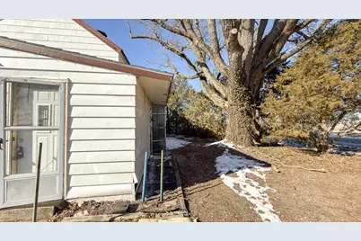 2301 County Road 3300 N, Gifford, IL 61847 - Photo 23