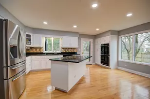1104 Samstag Ct, Naperville, IL 60563 - Photo 5