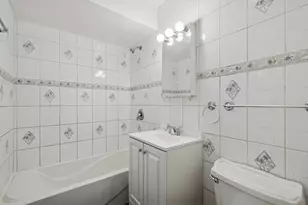 7201 W Wellington Ave, Elmwood Park, IL 60707 - Photo 11