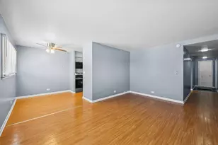 7201 W Wellington Ave, Elmwood Park, IL 60707 - Photo 7