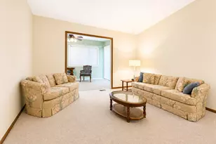 2608 38th St, Moline, IL 61265 - Photo 11