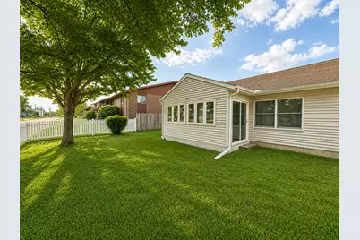 2608 38th Street #0, Moline, IL 61265 - Photo 5