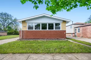 2848 139th Pl, Blue Island, IL 60406 - Photo 1