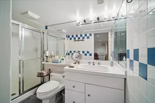 1112 Whitfield Rd, Northbrook, IL 60062 - Photo 19