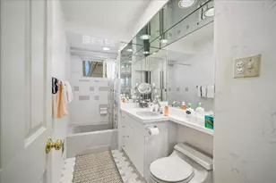 1112 Whitfield Rd, Northbrook, IL 60062 - Photo 11