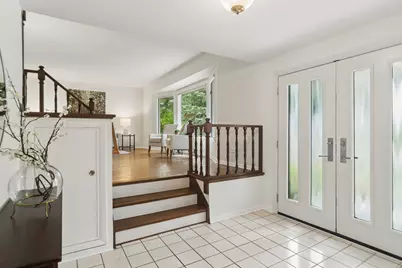 852 E Plate Drive, Palatine, IL 60074 - Photo 3