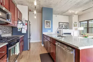 1122 W Catalpa Ave, Chicago, IL 60640 - Photo 11