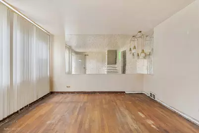 9611 S Oglesby Avenue #0, Chicago, IL 60617 - Photo 5