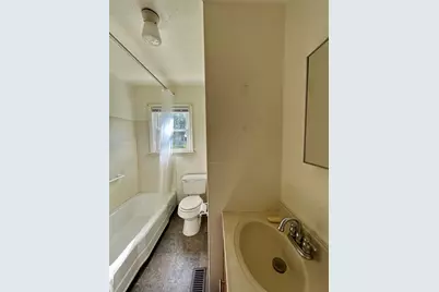 1211 W Short Drive W, Carbondale, IL 62901 - Photo 13