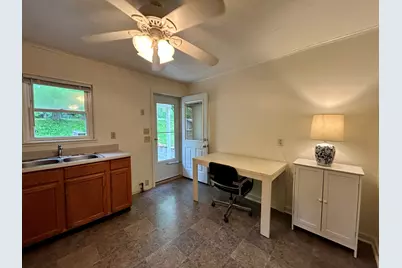 1211 W Short Drive W, Carbondale, IL 62901 - Photo 7