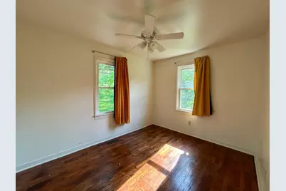 1211 W Short Drive W, Carbondale, IL 62901 - Photo 11