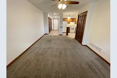 730 N Seminary Avenue #1C, Woodstock, IL 60098 - Photo 5
