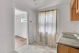 9846 S Calhoun Ave, Chicago, IL 60617 - Photo 9