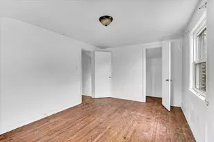 9846 S Calhoun Ave, Chicago, IL 60617 - Photo 15