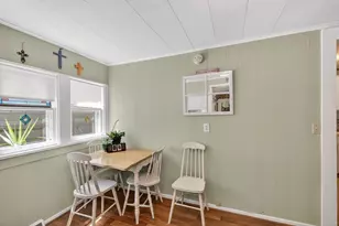 105 Edgewood Ave, Crystal Lake, IL 60014 - Photo 13