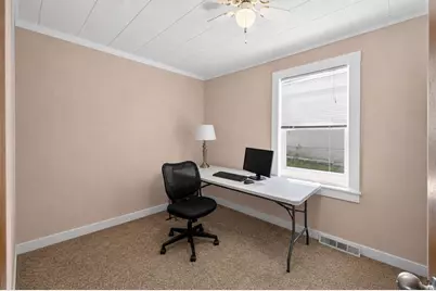 105 Edgewood Avenue, Crystal Lake, IL 60014 - Photo 11