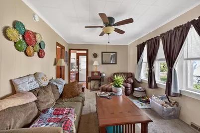 105 Edgewood Avenue, Crystal Lake, IL 60014 - Photo 21