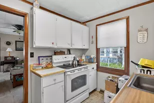 105 Edgewood Ave, Crystal Lake, IL 60014 - Photo 27