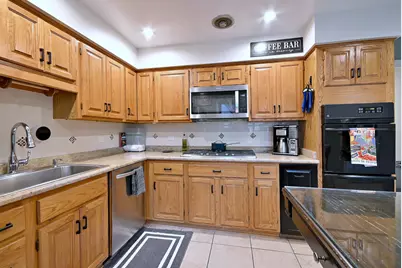 2307 Edna Avenue, Park Ridge, IL 60068 - Photo 15