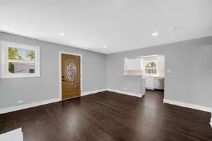 6409 W 85th Pl, Burbank, IL 60459 - Photo 5