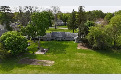 221 Central Avenue, Genoa, IL 60135 - Photo 5