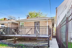 1326 N Lawndale Ave, Chicago, IL 60651 - Photo 29