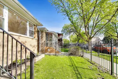 1326 N Lawndale Avenue, Chicago, IL 60651 - Photo 3