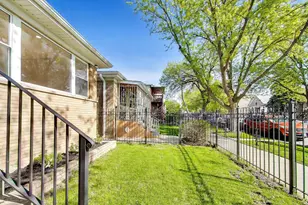 1326 N Lawndale Ave, Chicago, IL 60651 - Photo 3