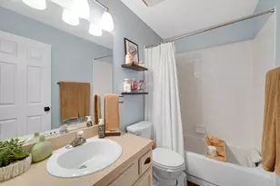 2117 Peach Tree Ln, Algonquin, IL 60102 - Photo 17