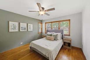 341 W Exchange St, Crete, IL 60417 - Photo 9