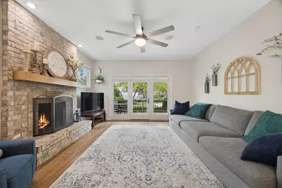 28 S Grant Street, Westmont, IL 60559 - Photo 5