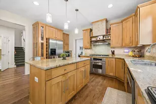 28 S Grant St, Westmont, IL 60559 - Photo 9