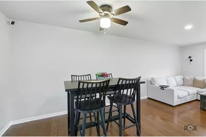 26W350 Jewell Road, Winfield, IL 60190 - Photo 9