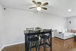 26W350 Jewell Rd, Winfield, IL 60190 - Photo 9