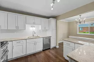 52 Brookston Dr, Schaumburg, IL 60193 - Photo 15