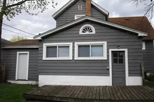 508 N Hart St, Harvard, IL 60033 - Photo 3