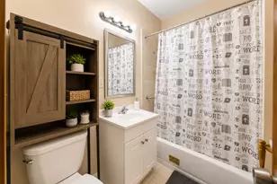 5619 S Wood St, Chicago, IL 60636 - Photo 7