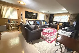 7150 N Crawford Ave, Lincolnwood, IL 60712 - Photo 11