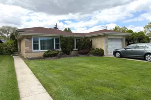 7150 N Crawford Ave, Lincolnwood, IL 60712 - Photo 1
