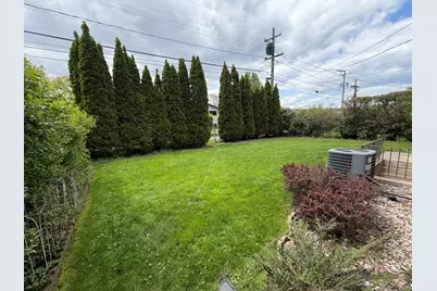 7150 N Crawford Avenue, Lincolnwood, IL 60712 - Photo 13