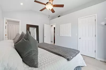 1427 Shawford Way, Elgin, IL 60120 - Photo 17