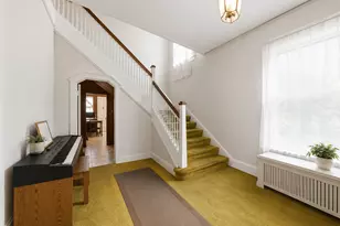 10628 S Longwood Dr, Chicago, IL 60643 - Photo 5