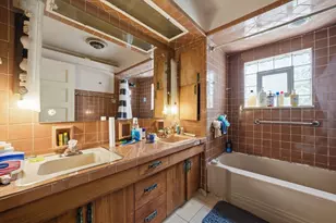 10628 S Longwood Dr, Chicago, IL 60643 - Photo 17