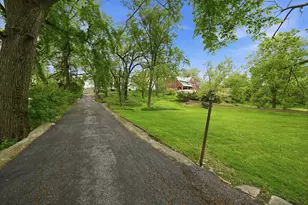 10628 S Longwood Dr, Chicago, IL 60643 - Photo 3